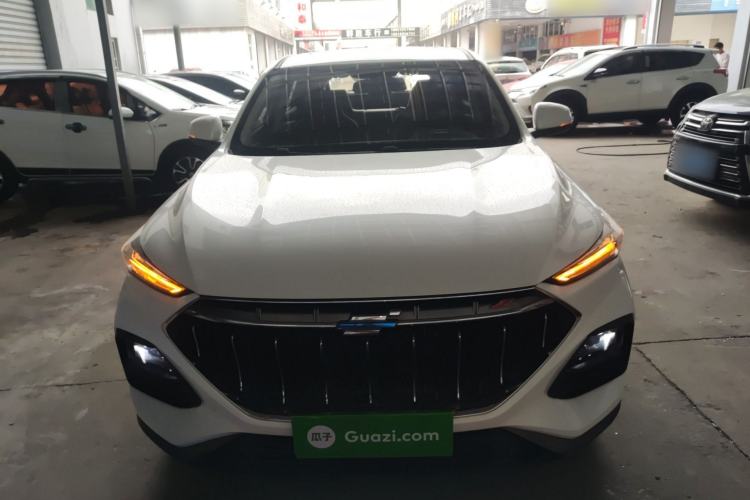 Used CHANGAN OSHAN X5 2021 1.5T DCT Prestige Edition Front