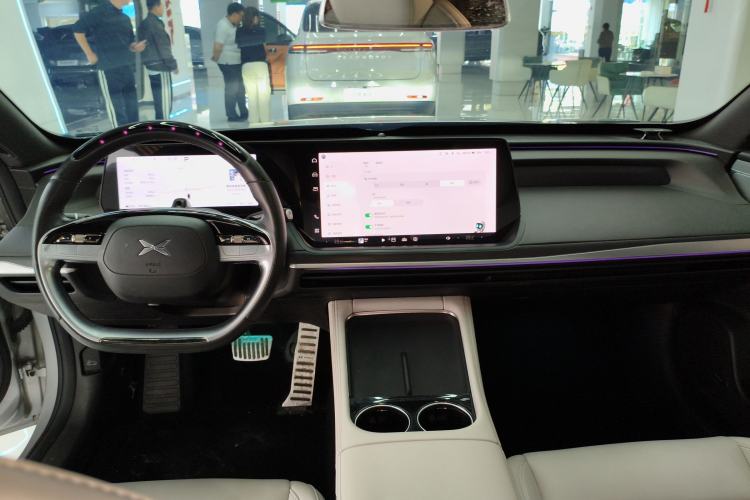 Used XPeng P7 2023 P7i 702 Pro Center Console