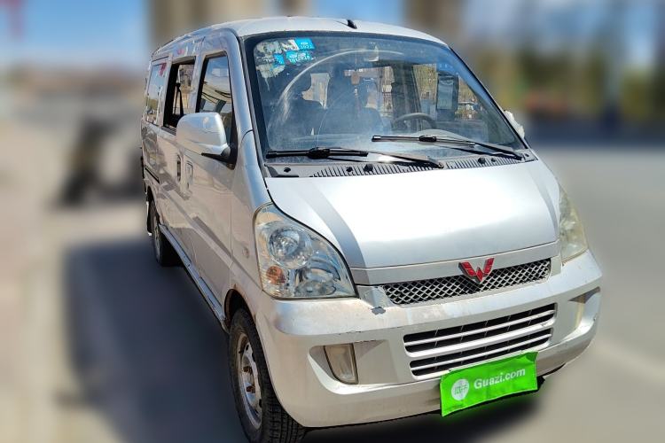 Used Wuling Rongguang 2011 1.2L Comfort Model Front Right 45 Deg