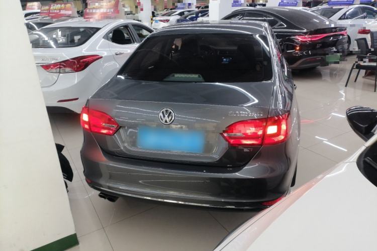 Used Volkswagen Sagitar 2014 1.4TSI Automatic Luxury Model Rear Right 45 Deg