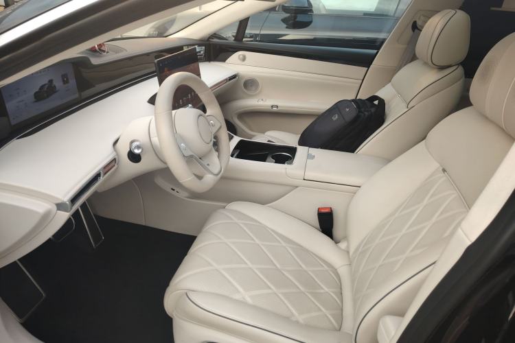 Used Hima Stelato S9 2025 Extended-Range Ultra Left Front Seat