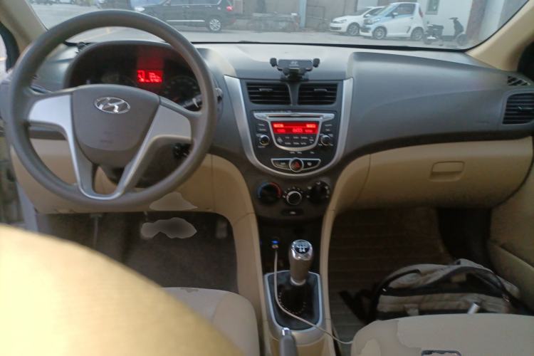 Used Hyundai Verna (older generation) 2010 Sedan 1.4L Manual Comfort GS