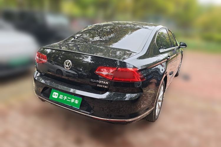 Used Volkswagen Magotan 2017 330TSI DSG Leading Model
