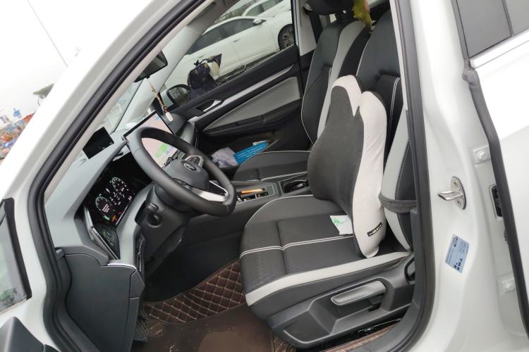 Used Volkswagen Golf 2025 Facelifted 300TSI Pro