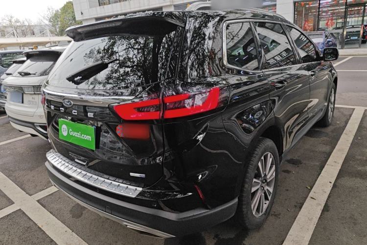 Used Ford Edge 2022 PLUS EcoBoost 245 Four-Wheel Drive Platinum Edition 7-Seater
