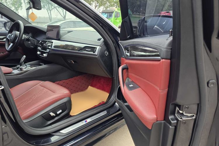 Used BMW 5 Series 2021 525Li M Sport Package