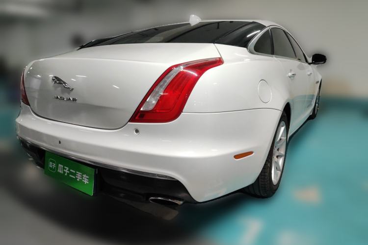 Used Jaguar XJ 2016 XJL 2.0T Two-Wheel-Drive Elegant Business Edition
