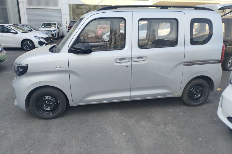 Used Wuling Zhiguang New Energy 2025 Comfort Model