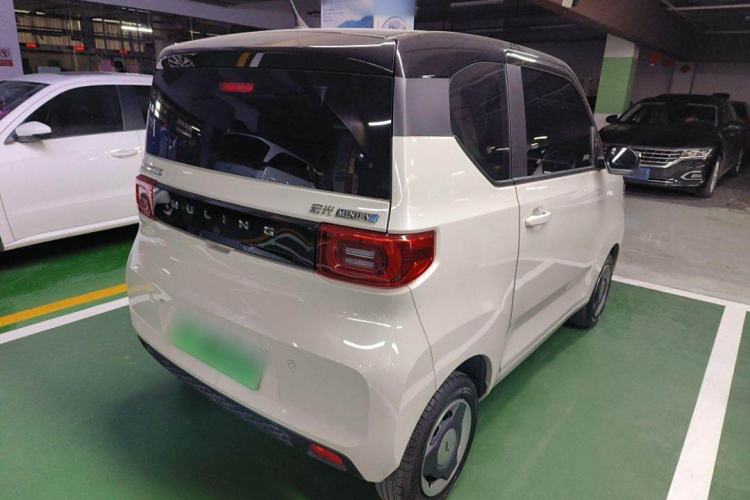 Used Wuling Hongguang MINIEV 2022 Macaron Premium Model – Lithium Ternary Battery