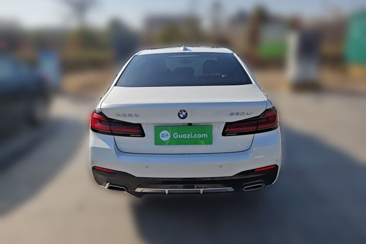 Used BMW 5 Series 2021 Facelifted 530Li Leading Edition M Sport Package
