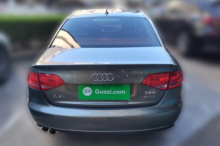 Used Audi A4L 2010 2.0 TFSI Luxury Model
