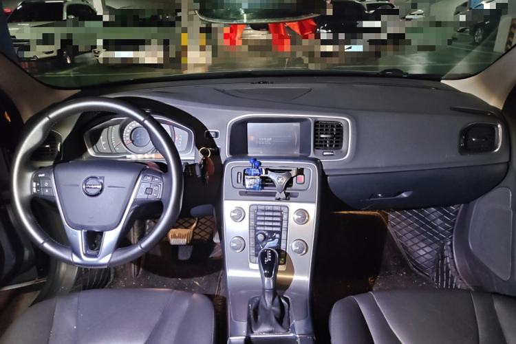 Used Volvo S60 2018 S60L T3 Smart Progress Edition
