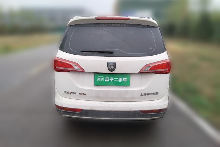 Used Baojun 730 2017 1.5T Manual Luxury Version 7 Seats Rear