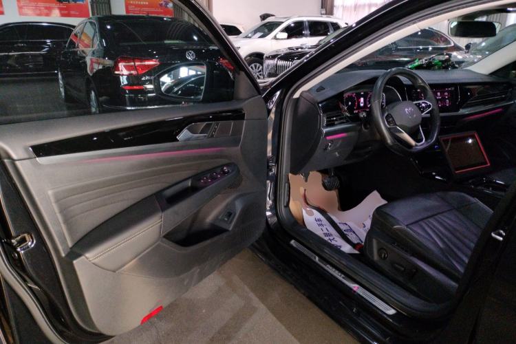 Used Volkswagen Passat 2022 330TSI Starry Luxury Edition Custom Version