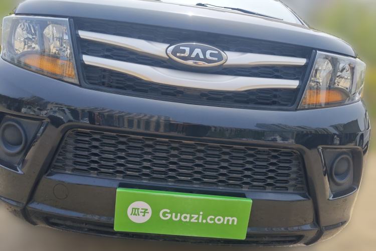 Used JAC Refine M3 2019 Creator Edition 1.8L Luxury Model Front