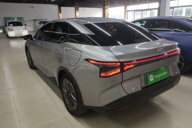 Used Toyota bZ3 2024 517 km Elite PRO