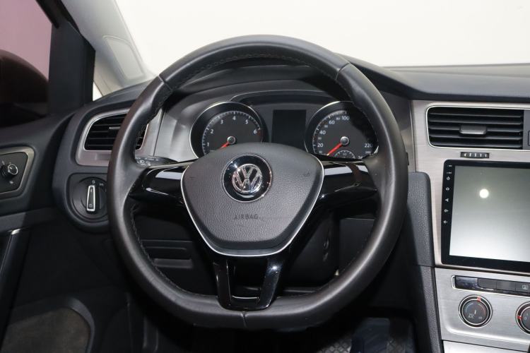 Used Volkswagen Golf 2016 1.6L Automatic Comfort Model Interior 2