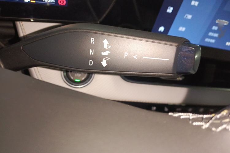 Used Chevrolet Equinox Plus 2024 155km ACTIV Ultimate Edition
