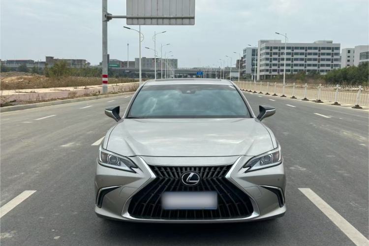 Used Lexus ES 2023 200 Excellence Edition