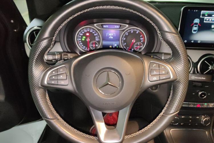 Used Mercedes-Benz B-Class 2015 B 200 Sport Edition Steering Wheel