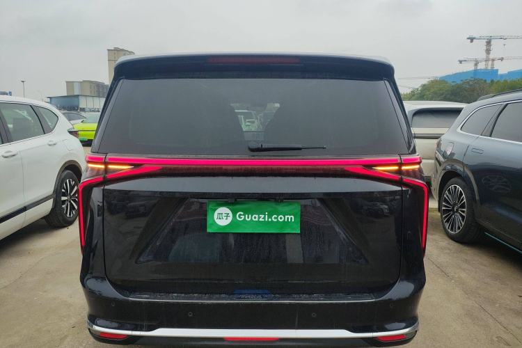 Used SAIC MAXUS G90 2022 2.0T Interstellar Six-Seater Edition
