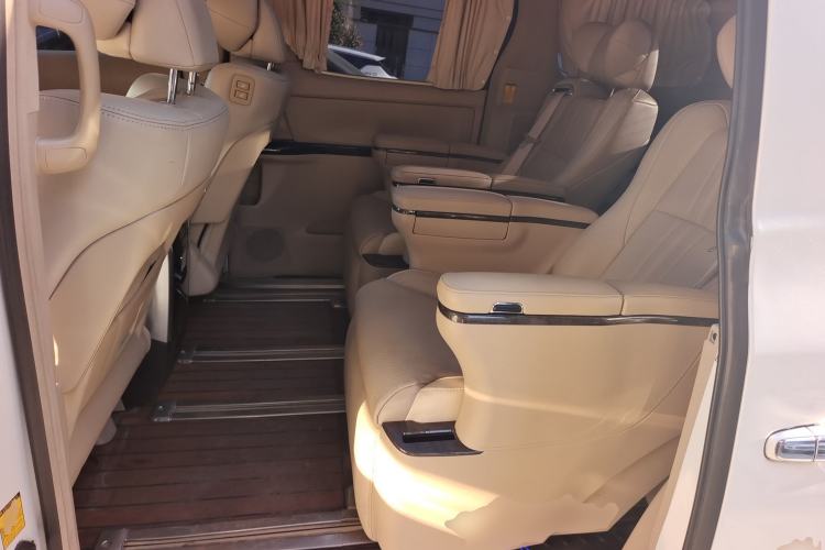 Used Toyota Alphard 2011 3.5L Luxury Edition
