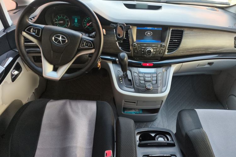 Used JAC Group Refine M5 2013 2.0T Gasoline Automatic Business Edition
