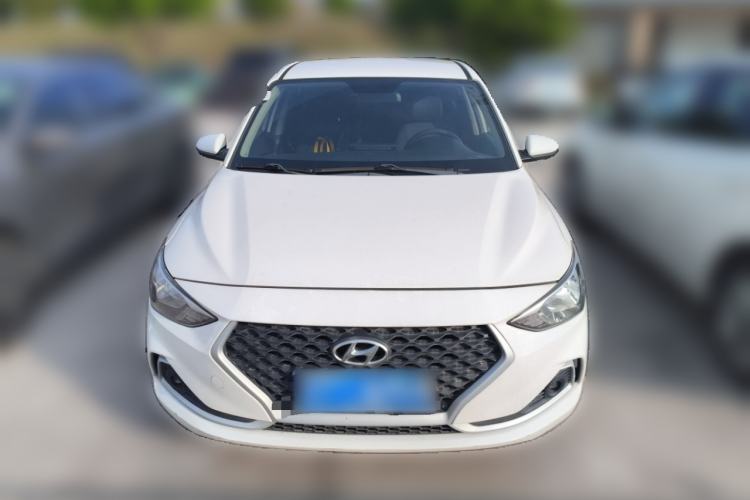 Used Hyundai Celesta 2018 1.6L Automatic GL Enjoyment Edition China VI compliant Front