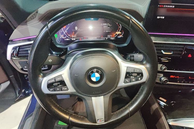 Used BMW 5 Series 2022 Restyled 525Li M Sport Package
