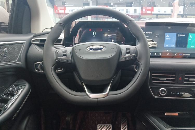 Used Ford Edge 2022 PLUS EcoBoost 245 Four-Wheel Drive Platinum Edition 7-Seater