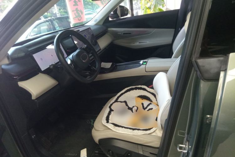 Used Lynk & Co 08 EM-P 2023 220km All-Wheel-Drive Performance Halo Driver Seat