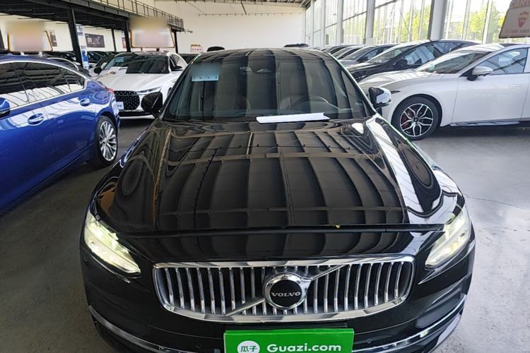 Used Volvo S90 2024 B5 Zhiyuan Luxury Edition
