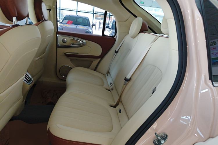 Used ORA Ballet Cat 2023 401 km Luxury Version Left Rear Seat