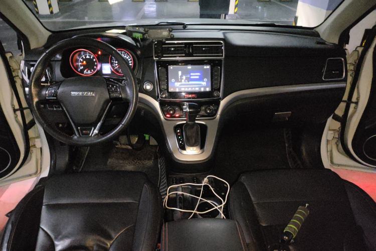 Used Haval H6 2015 Sport Edition 1.5T Automatic Two-Wheel Drive Luxury Model
