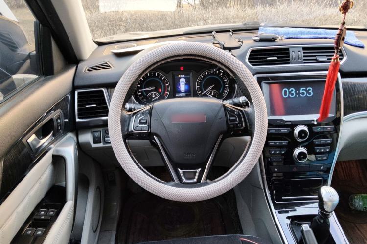 Used Haval H2 2014 1.5T Manual Two-Wheel Drive Elite Edition