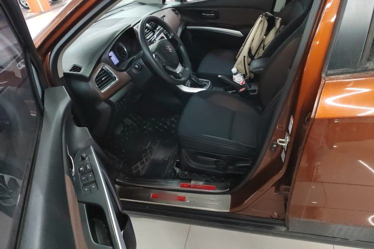 Used Suzuki Vitara S-Cross 2017 1.6L CVT Two-Wheel Drive Urban Fashion Model