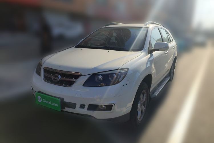 Used BYD S6 2014 2.0L Manual Luxury 5-Seater