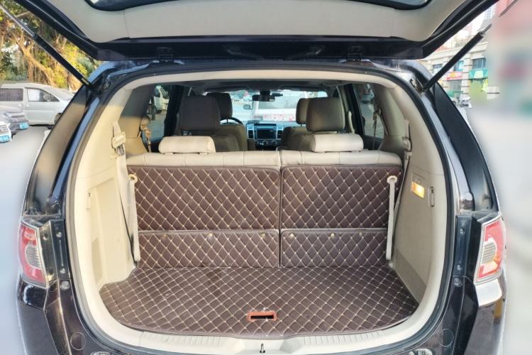 Used Mazda 8 2013 2.5L Ultimate Edition