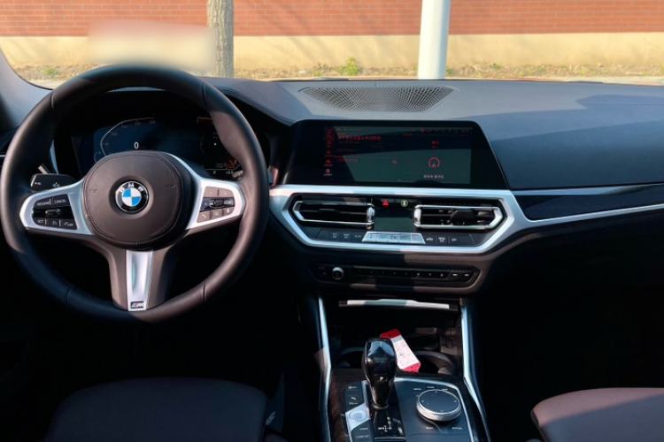 Used BMW 3 Series 2020 Restyled 325Li M Sport Package Interior 1