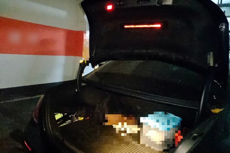 Used Mercedes-Benz E-Class 2020 Facelift E 300 L Stylish Edition Trunk