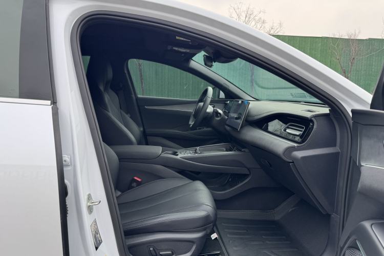 Used BYD Seal 06 New Energy 2024 DM-i 120KM Luxury Model
