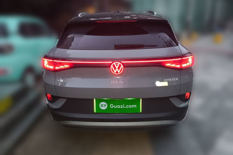 Used Volkswagen ID.4 CROZZ 2021 Long-Range PRO Two-Wheel Drive Version
