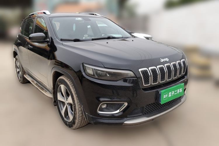 Used Jeep Cherokee 2019 2.0T 2WD Enjoyment Edition China V