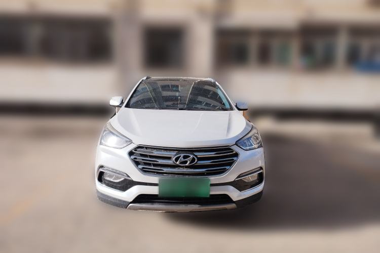 Used Hyundai Santa Fe 2017 2.0T Automatic All-Wheel Drive Smart 7-Seater