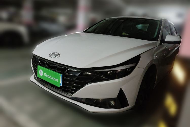 Used Hyundai Elantra 2021 1.5L CVT LUX Prestige Edition