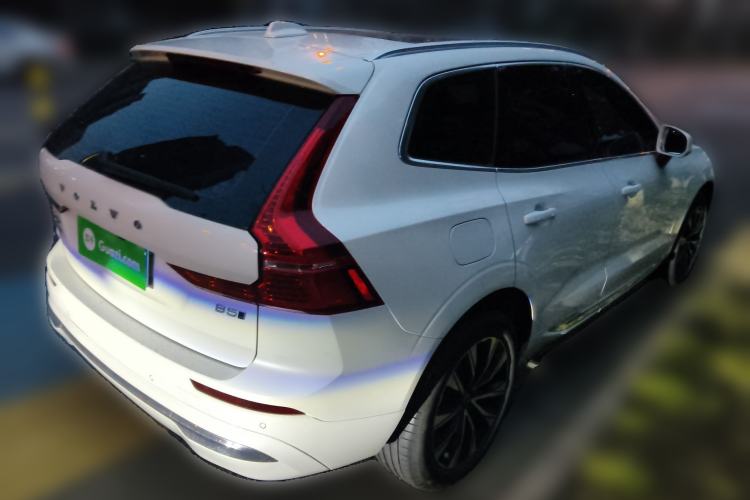 Used Volvo XC60 2024 B5 4x4 Smart Luxury Edition