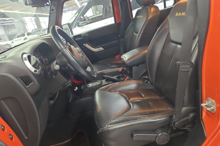 Used Jeep Wrangler 2015 3.0L Sahara Four-Door Edition