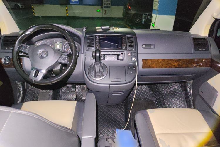 Used Volkswagen Multivan 2012 2.0 TSI Four-Wheel Drive Deluxe Edition