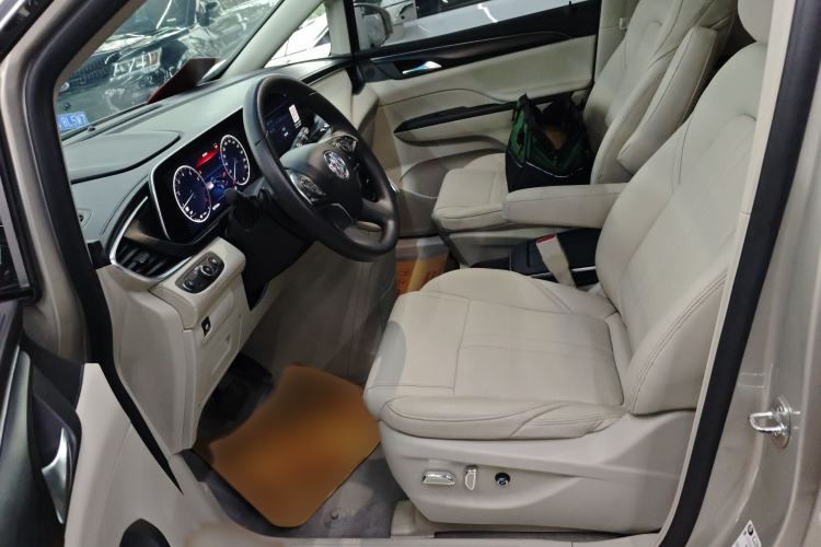 Used Buick GL8 2022 ES Landtrek 653T Comfort Edition