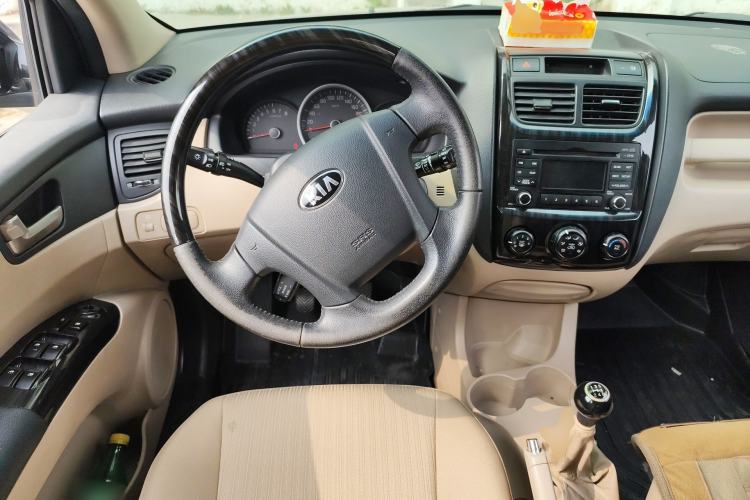 Used Kia Sportage 2013 2.0L Manual Two-Wheel Drive GL Trim Steering Wheel